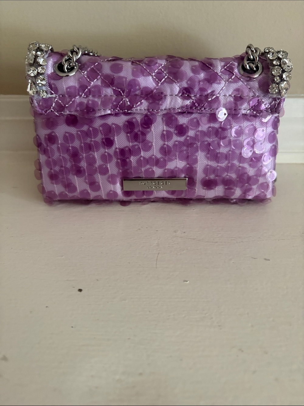 NWT Kurt Geiger Kensington embellished crossbody in light pastel purple sequin - Picture 6 of 8